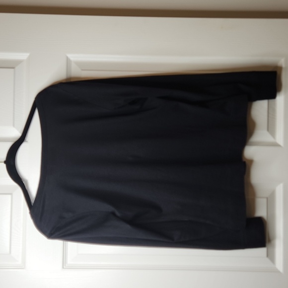 ELLE Women's Black Button Front V-Neck Rose Bud Detail Cardigan Sweater Size XS - Picture 6 of 11